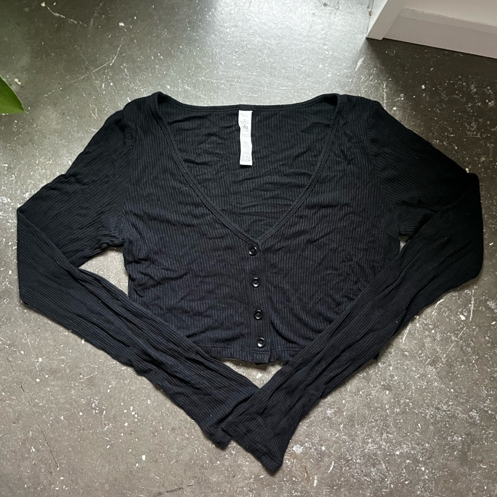 Alo Yoga Ribbed Cropped Whisper Cardigan
